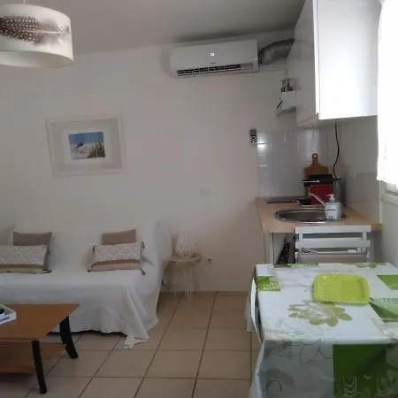 Studio Neuf Climatise Proche D'Agde Bessan Exterior photo